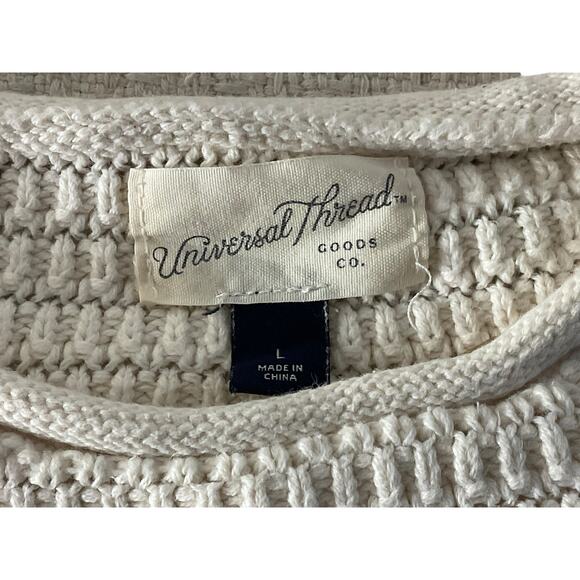 Universal Thread Women's Large Cream Ivory Sweater Relaxed fit - Picture 3 of 7